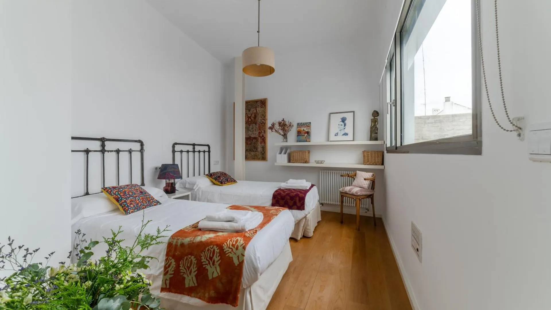 شقة Casa Boutique San Bernardo, Con Jacuzzi Y Parking. إشبيلية