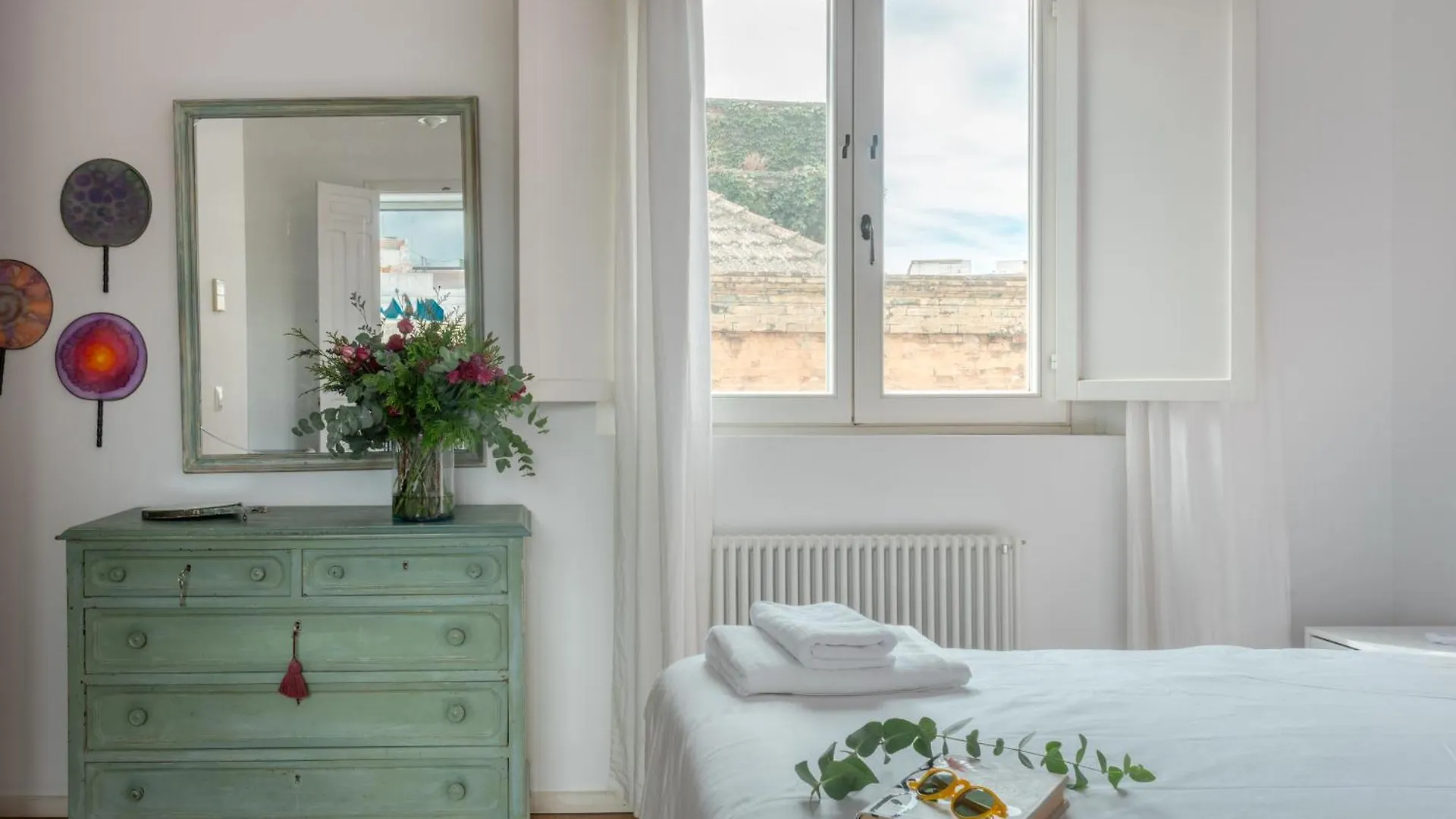 شقة Casa Boutique San Bernardo, Con Jacuzzi Y Parking. إشبيلية